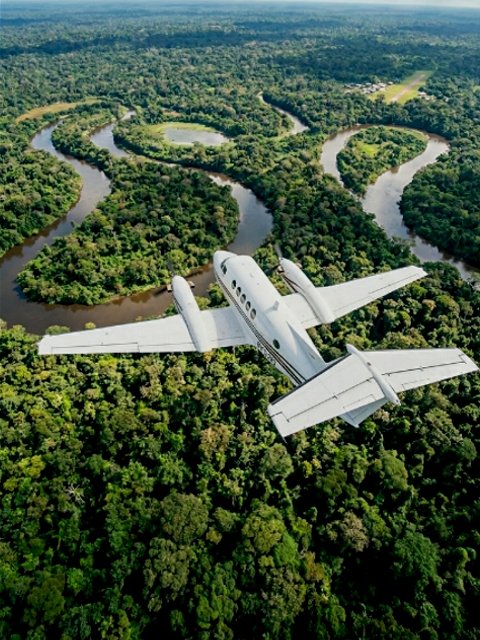 Flights to Manu, Rainbow Mountain and Quelccaya Glacier